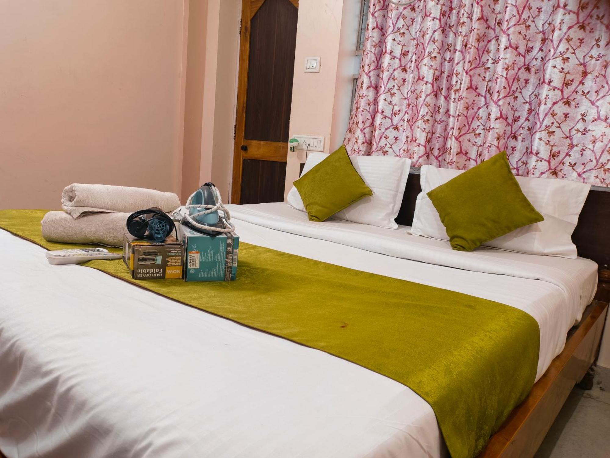 Hotel Bay Beach Inn Пурі Екстер'єр фото